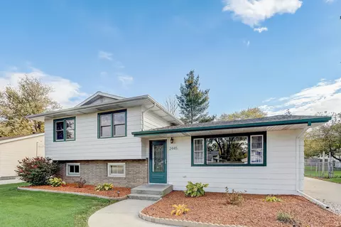 2445 Robinson Dr, Beloit, WI 53511