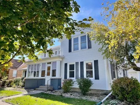 2003 17th Ave, Monroe, WI 53566