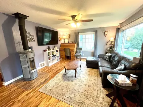 619 Grove St, Mauston, WI 53948