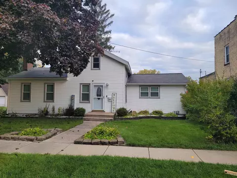 640 College St, Milton, WI 53563