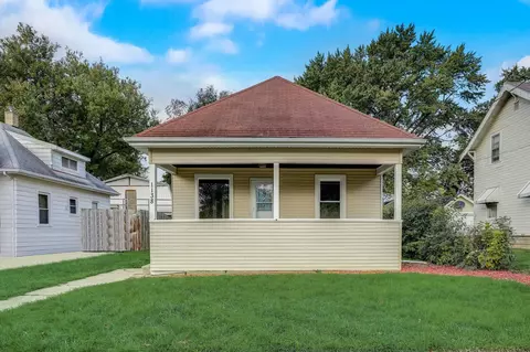 1138 Oak St, Beloit, WI 53511