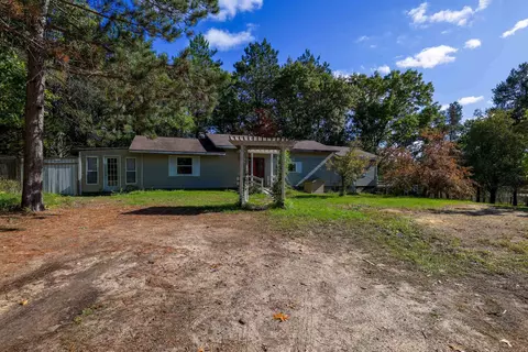 2756 2nd Ave, Oxford, WI 53952
