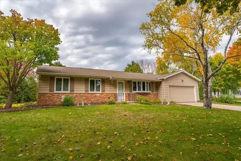 7218 Branford Ln, Madison, WI 53717