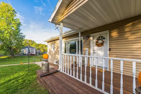 n6380 Hillcrest Road, Pardeeville, WI 53954