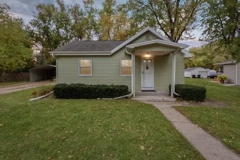 11523 N Maple Dr, Edgerton, WI 53534