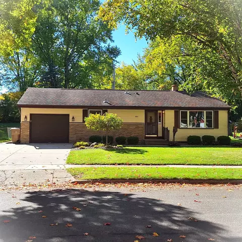 1013 Debra Ln, Madison, WI 53704