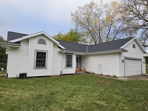 w10511 East Harmony Drive, Lodi, WI 53555
