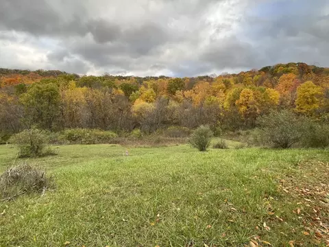 L67-68 Staghorn Court, La Valle, WI 53941