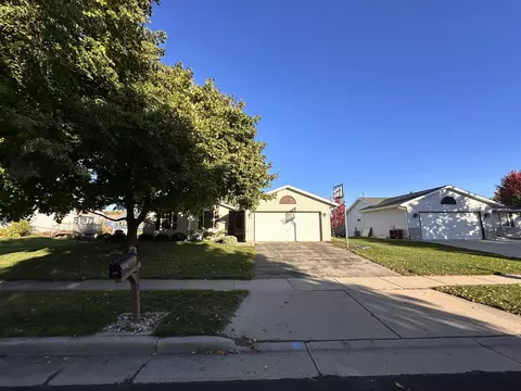 532 Bentwood Dr, Marshall, WI 53559