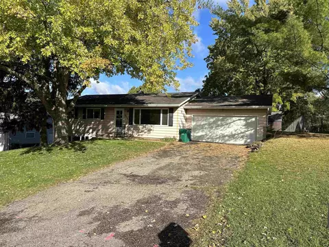 5214 Cook St, Mcfarland, WI 53558