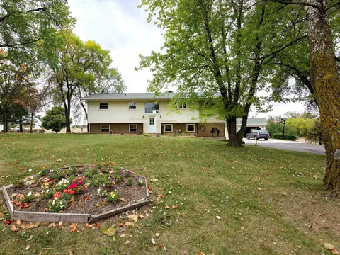 155 E Rose-eld Rd, Rosendale, WI 54974