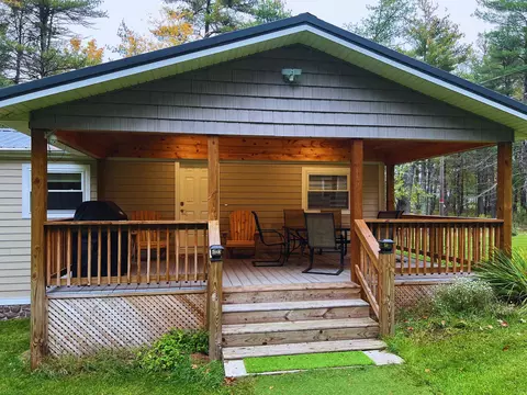 2061 Wisconsin St, Friendship, WI 53934