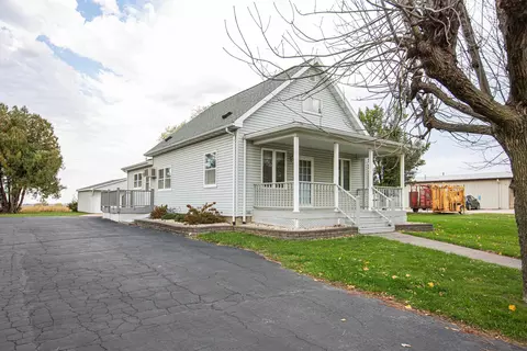 3205 N Percival St, Hazel Green, WI 53811