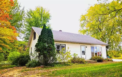 w10282 County Road Ff, Wonewoc, WI 53968