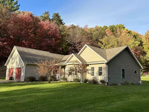 31164 Ivanhoe Ave, Camp Douglas, WI 54618