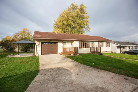 233 Chestnut St, Belmont, WI 53510