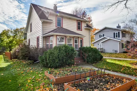 7413 Franklin Ave, Middleton, WI 53562