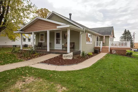 102 South St, Belmont, WI 53510