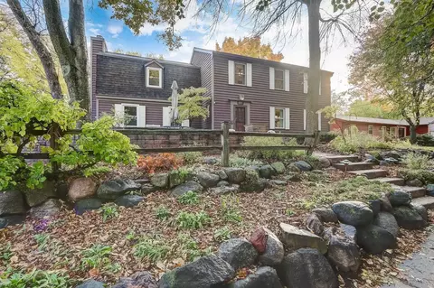 537 Morningstar Ln, Madison, WI 53704