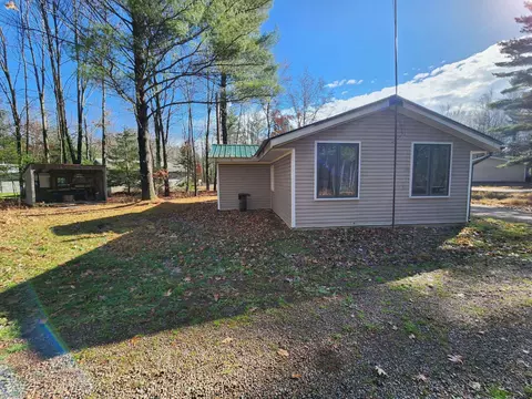 w968 Campfire Road, Granton, WI 54436