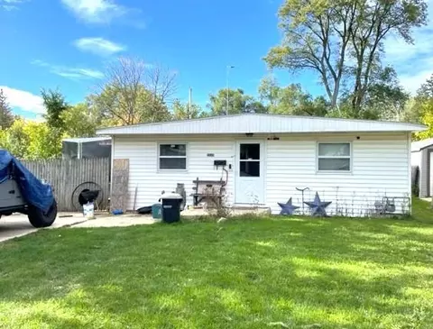 1616 S Grant Ave, Janesville, WI 53546