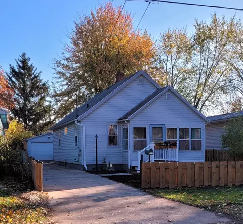 717 Fairmont Ave, Madison, WI 53714