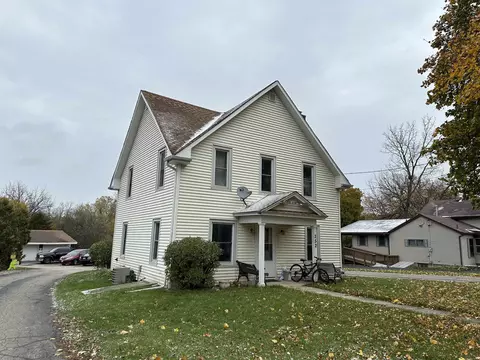 252 E Madison Ave, Milton, WI 53563
