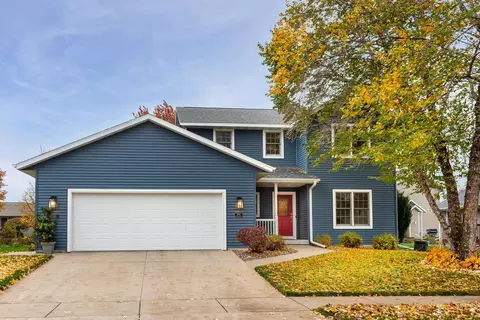 912 Silver Dr, Holmen, WI 54636