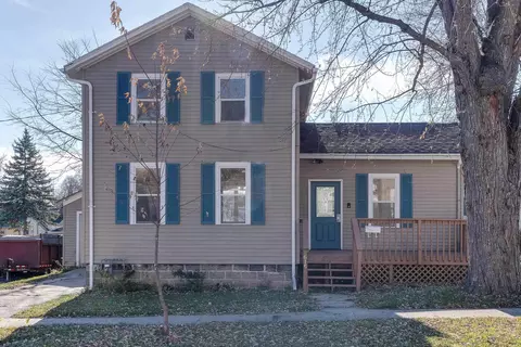 615 Johnson St, Janesville, WI 53548