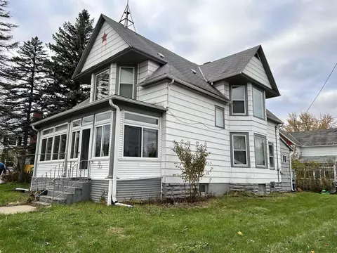 316 Pine St, Sparta, WI 54656