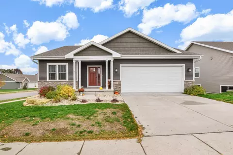 2001 Taylor Trl, Prairie Du Sac, WI 53578