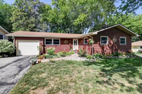 526 N Harrison St, Stoughton, WI 53589