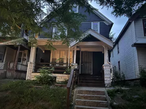 2922 W Galena St, Milwaukee, WI 53208