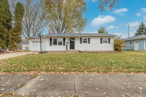 1523 S Arch St, Janesville, WI 53546