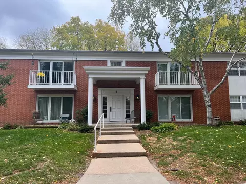 6 Heritage Cir #8, Madison, WI 53711
