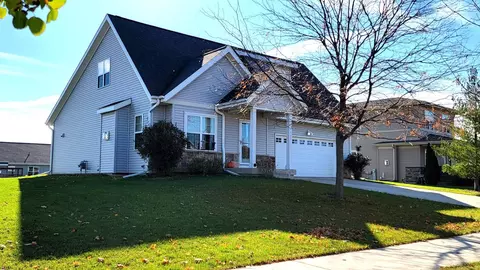 4435 Snowy Ridge Trl, Windsor, WI 53598