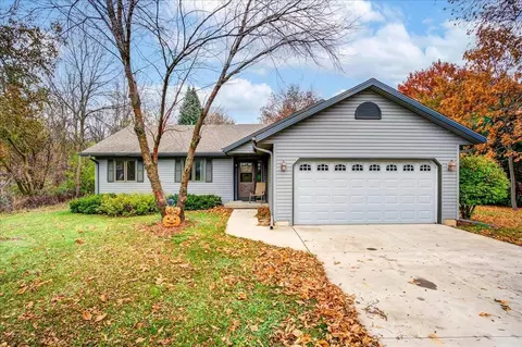 n130 Hickory Lane, Waterloo, WI 53594