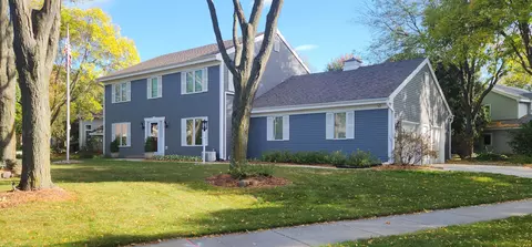 913 Sauk Ridge Trl, Madison, WI 53717