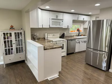 520 Virgin Ave, Platteville, WI 53818