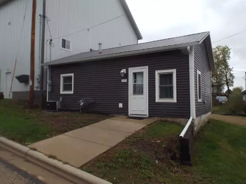 103 Warren St, South Wayne, WI 53587
