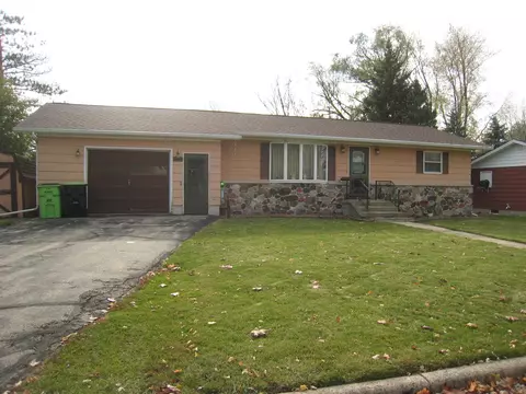 825 E Franklin St, Waupun, WI 53963