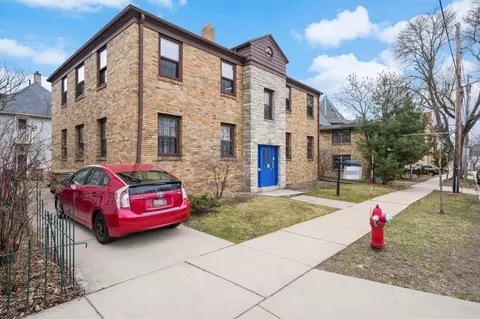821 Jenifer St, Madison, WI 53703