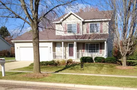 205 Vista Dr, Cottage Grove, WI 53527