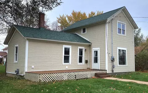 703 E 4th Ave, Brodhead, WI 53520