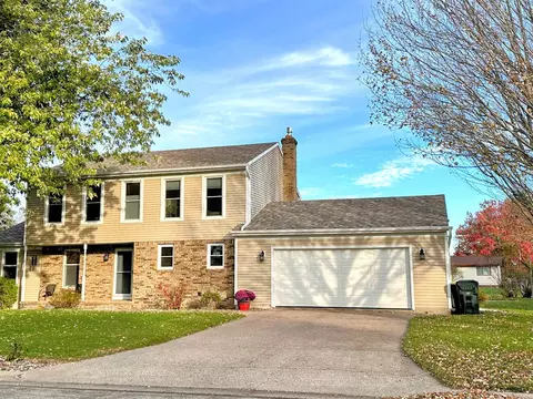 1115 E Iowa St, Prairie Du Chien, WI 53821