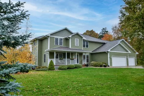 s4117 Whispering Pines Drive, Baraboo, WI 53913