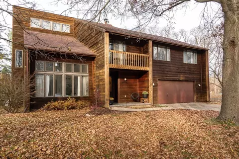 6714 Old Sauk Rd, Madison, WI 53705