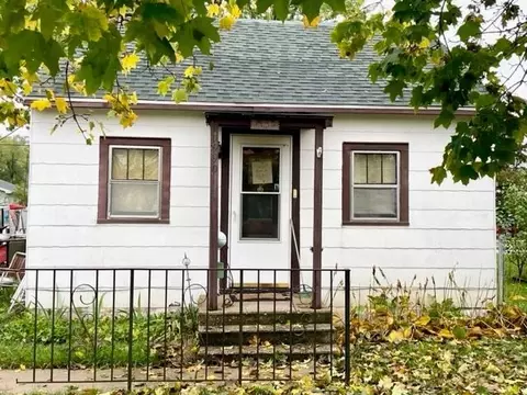 1990 S Mound Ave, Beloit, WI 53511 photo 1