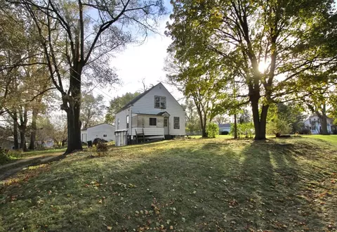 246 W Cherry St, Beloit, WI 53511