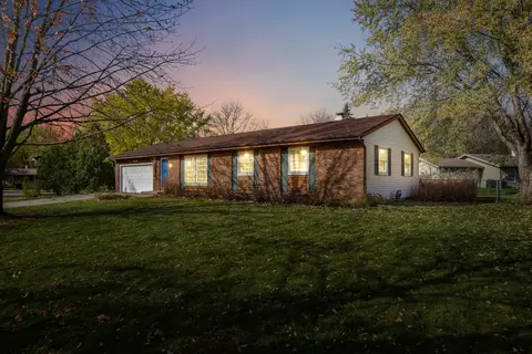 10 Coffey Cir, Madison, WI 53716